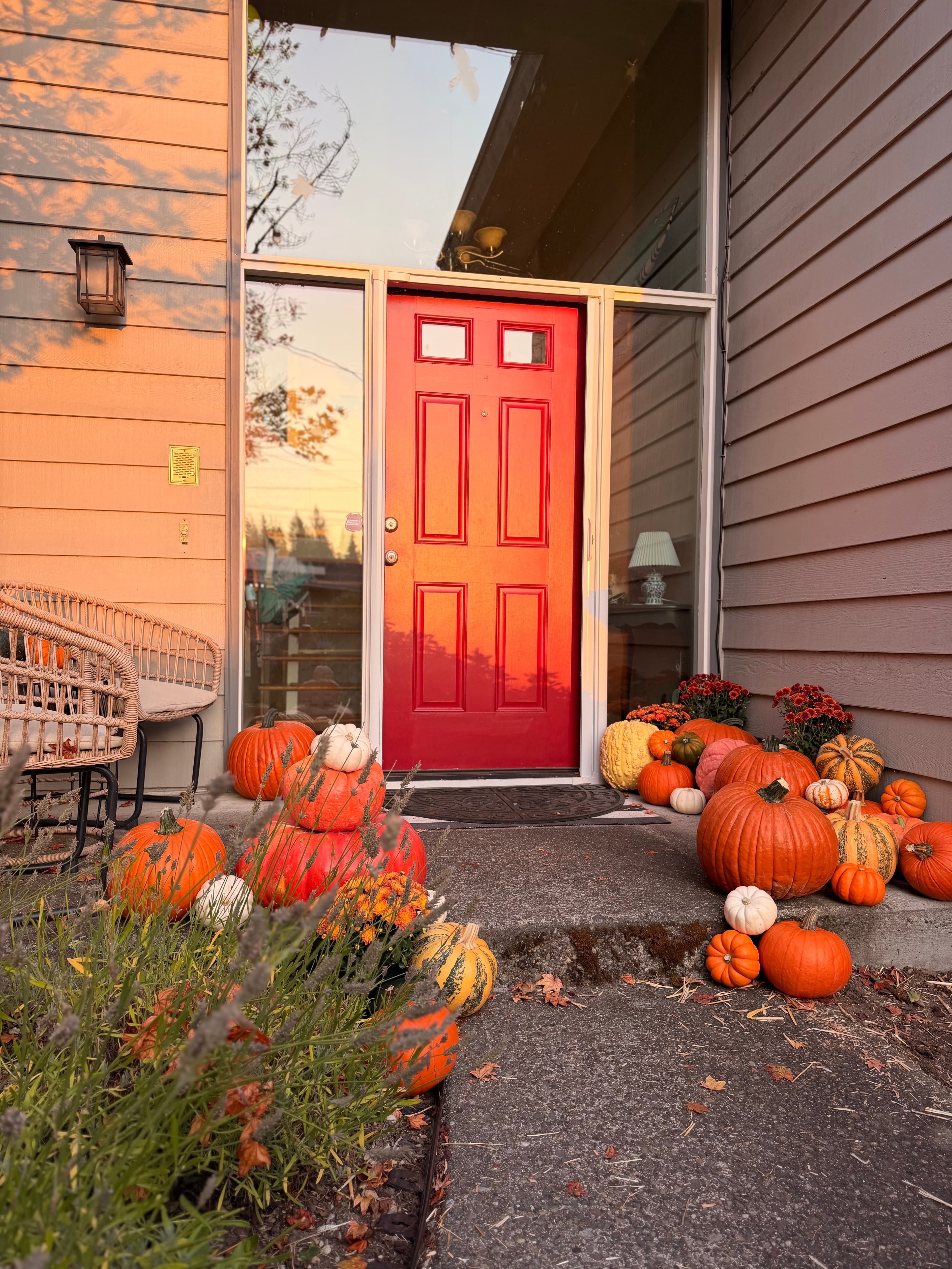 Front Porch Pumpkin Display